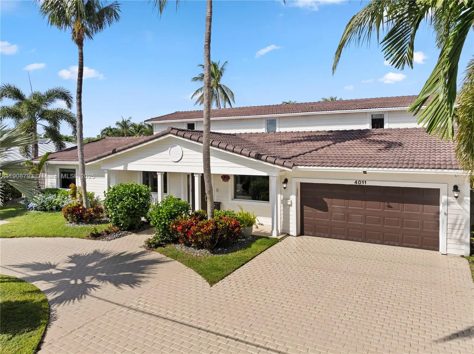4011 NE 26th Ave, Lighthouse Point FL 33064
