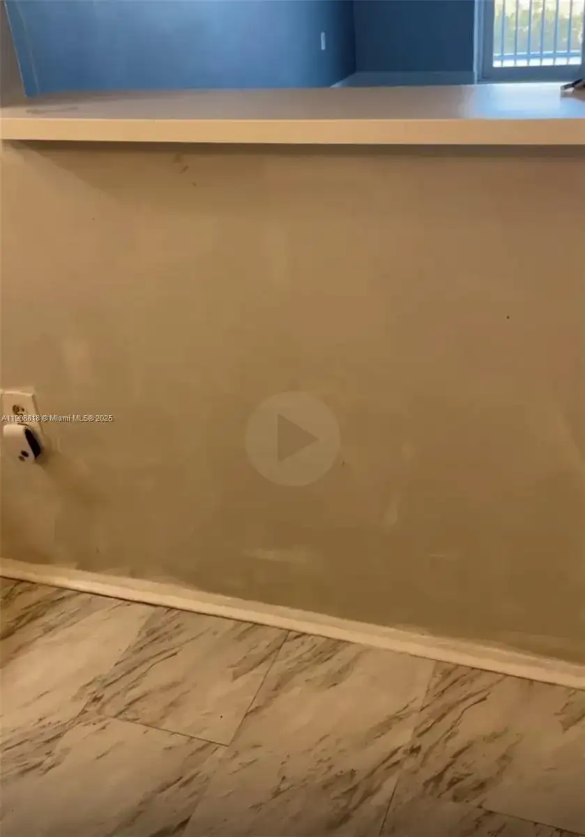 16851 NE 23rd Ave # 519, North Miami Beach FL 33160 photo 5