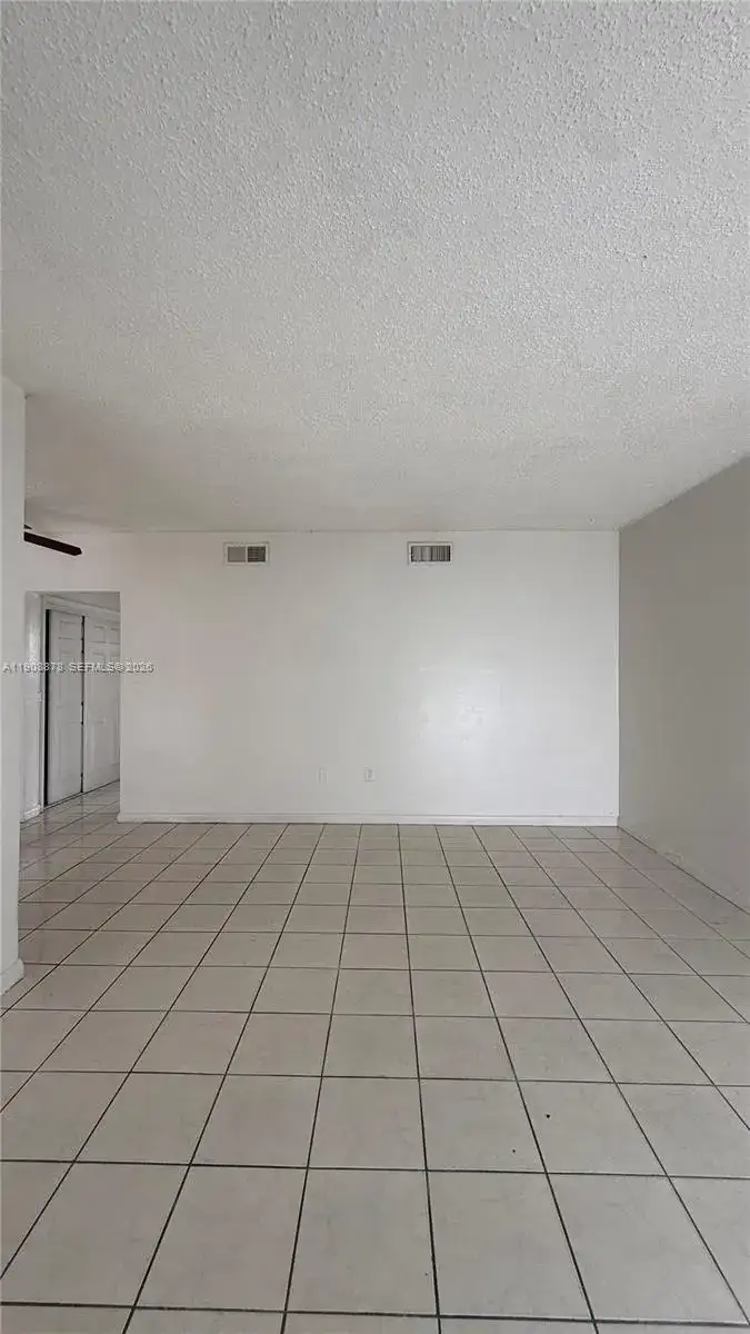 7271 Gary Ave # 3, Miami Beach FL 33141 photo 3