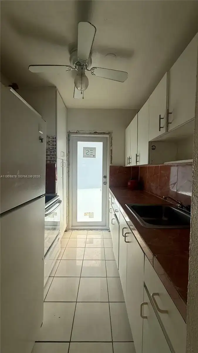 7271 Gary Ave # 3, Miami Beach FL 33141 photo 5