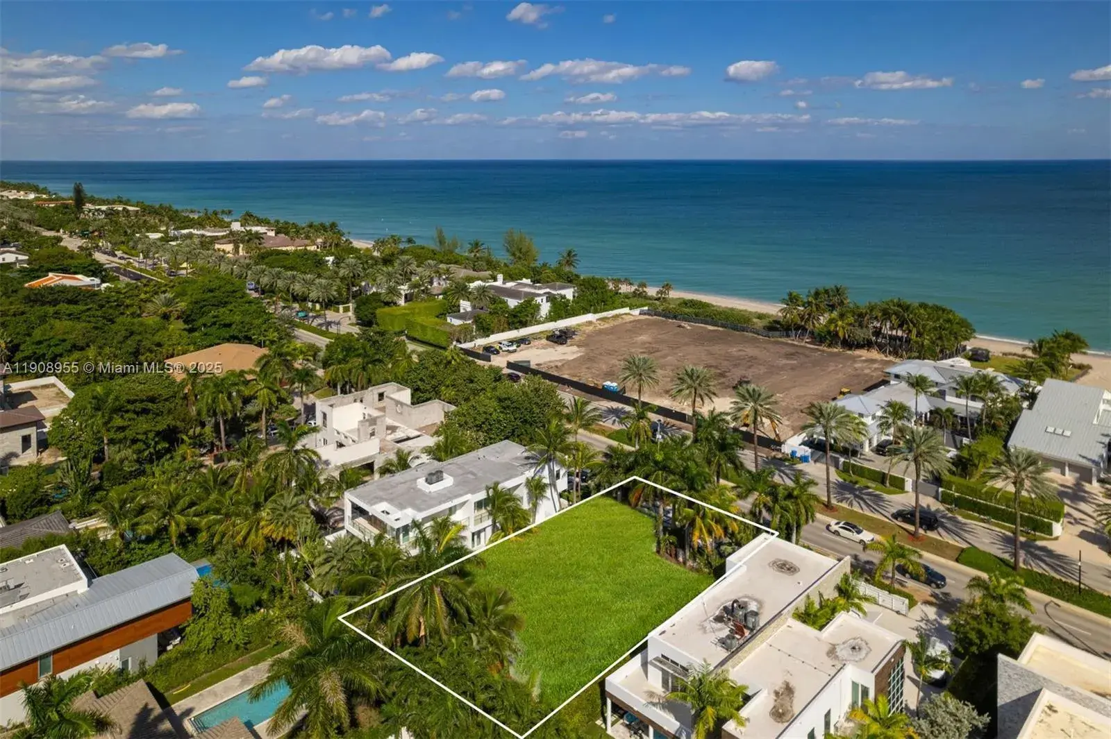 284 Ocean Blvd, Golden Beach FL 33160