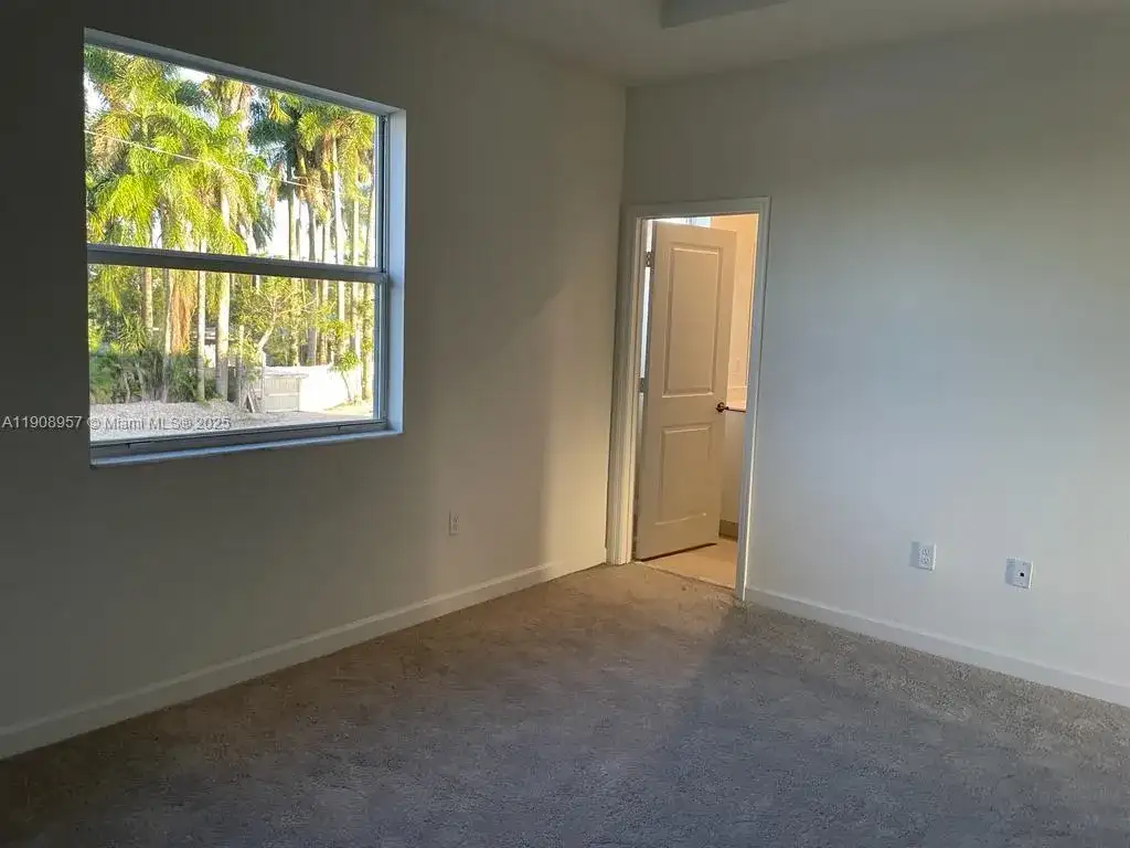 29171 SW 162nd Ct, Miami FL 33033 photo 4