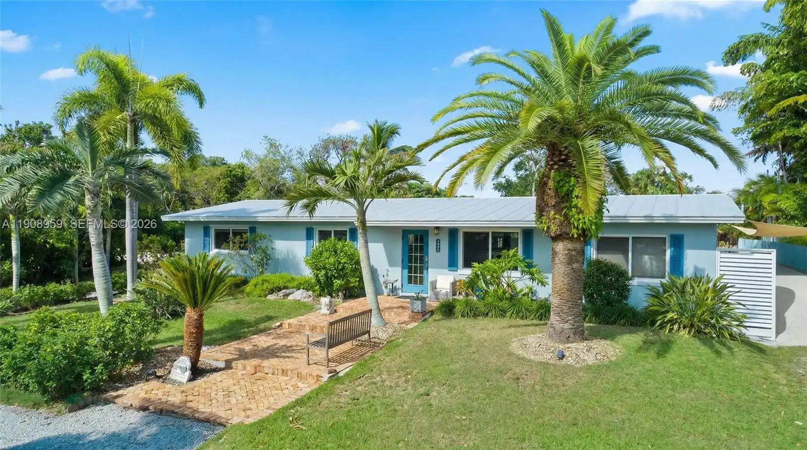 160 Ridge St, Tavernier FL 33070