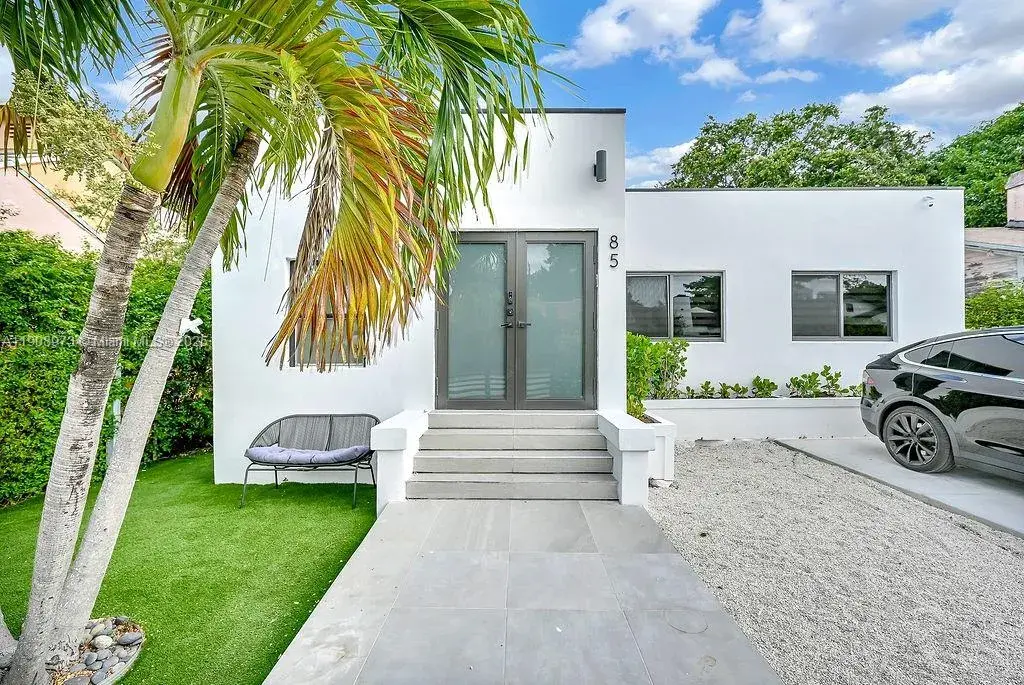 85 NW 47th St # 0, Miami FL 33127