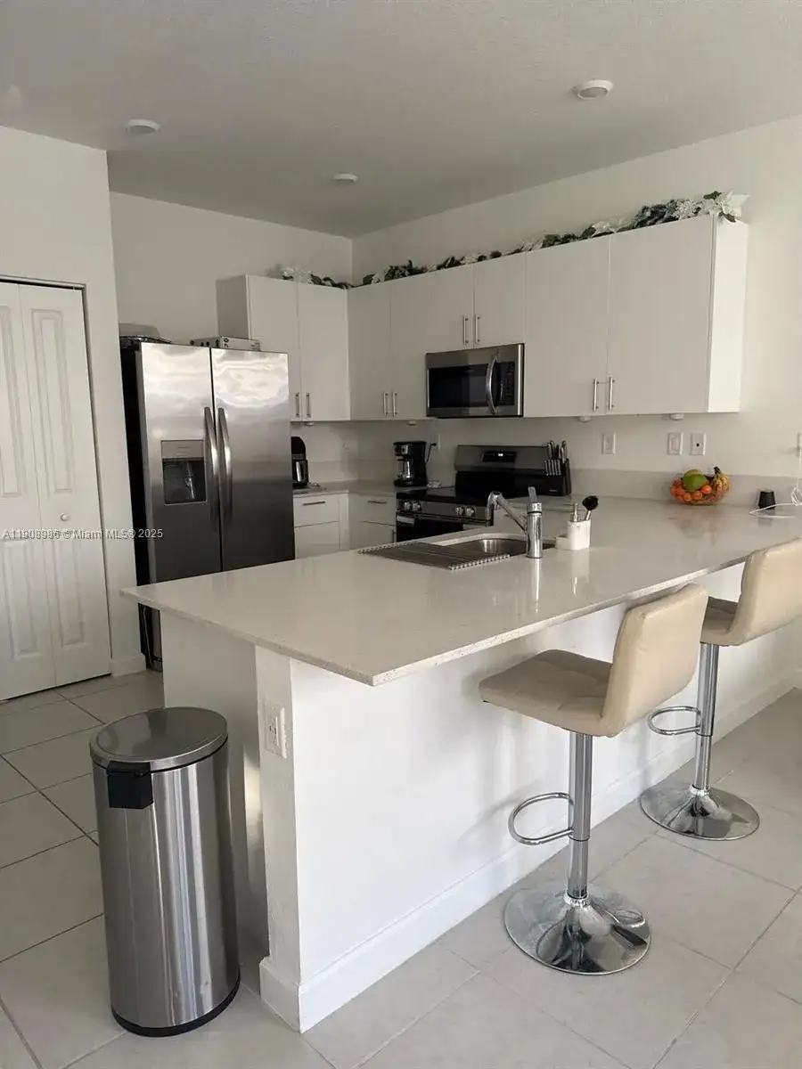 2894 SE 26th Ter # 1, Homestead FL 33035 photo 3