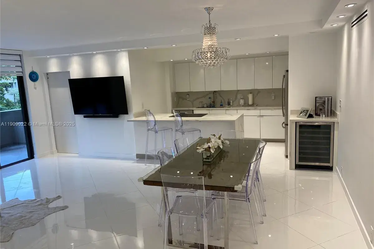 121 Crandon Blvd # 351, Key Biscayne FL 33149