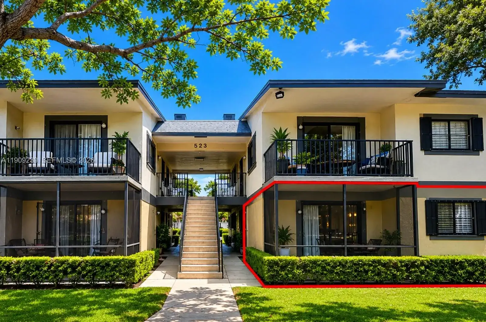 523 Trace Cir # 105, Deerfield Beach FL 33441 photo 2