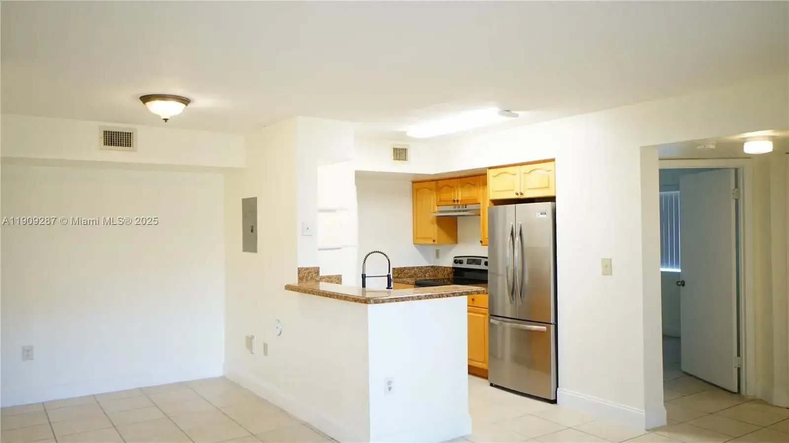 15231 SW 80th St # 101, Miami FL 33193 photo 2