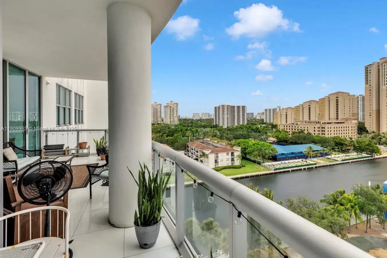 3131 NE 188th St # 1004, Aventura FL 33180 photo 4