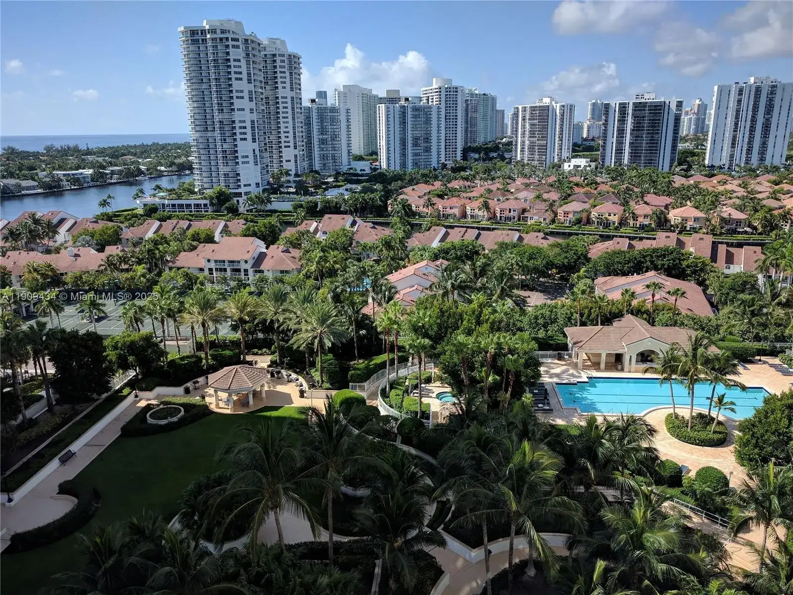 21055 Yacht Club Dr # 1602, Aventura FL 33180 photo 4