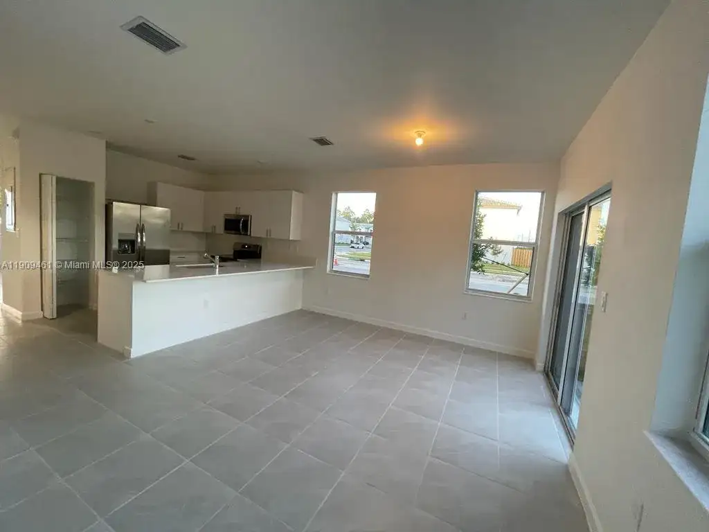 29111 SW 162th Ct, Miami FL 33033 photo 4