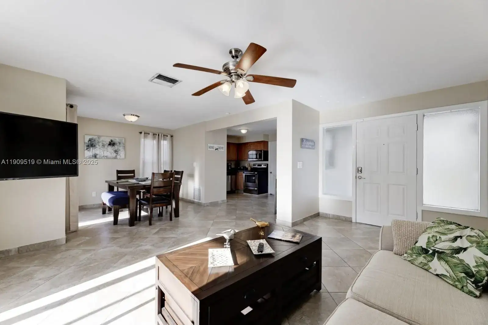 2636 SE 18th Ave, Cape Coral FL 33904 photo 4