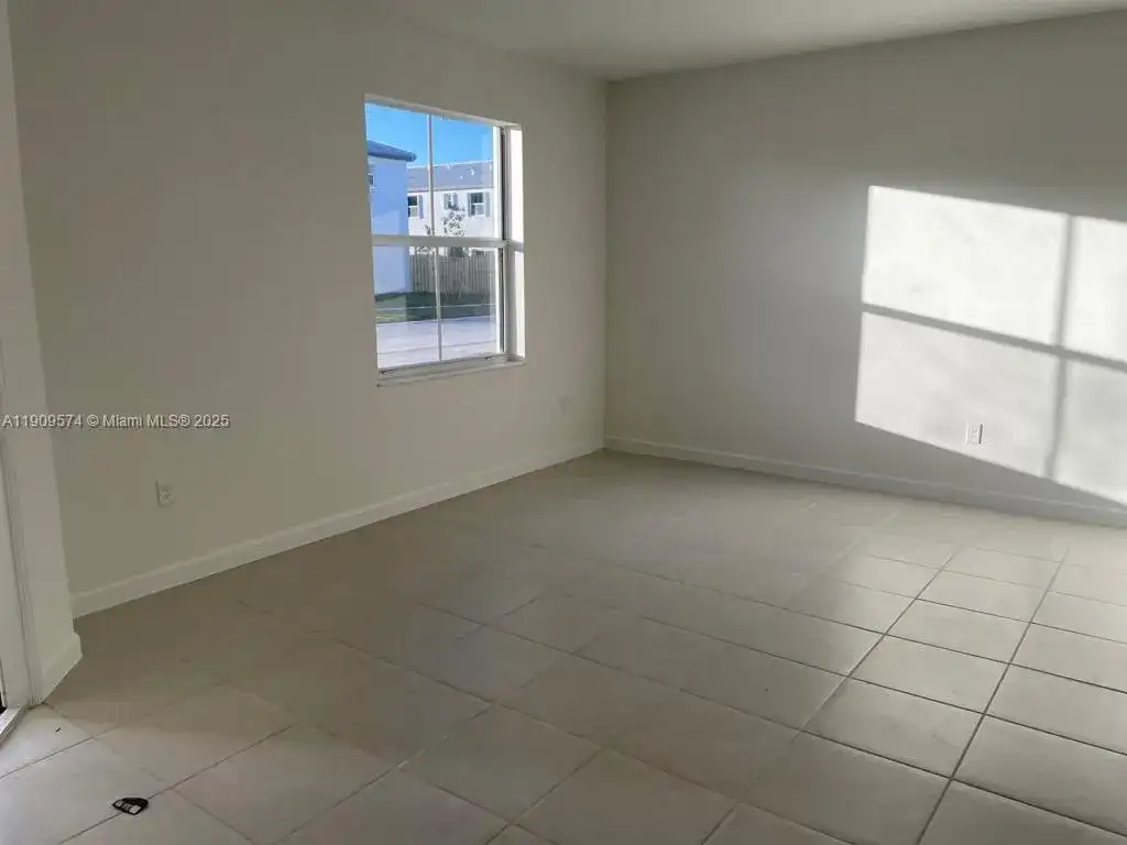 29201 SW 162nd Ct, Miami FL 33033 photo 3