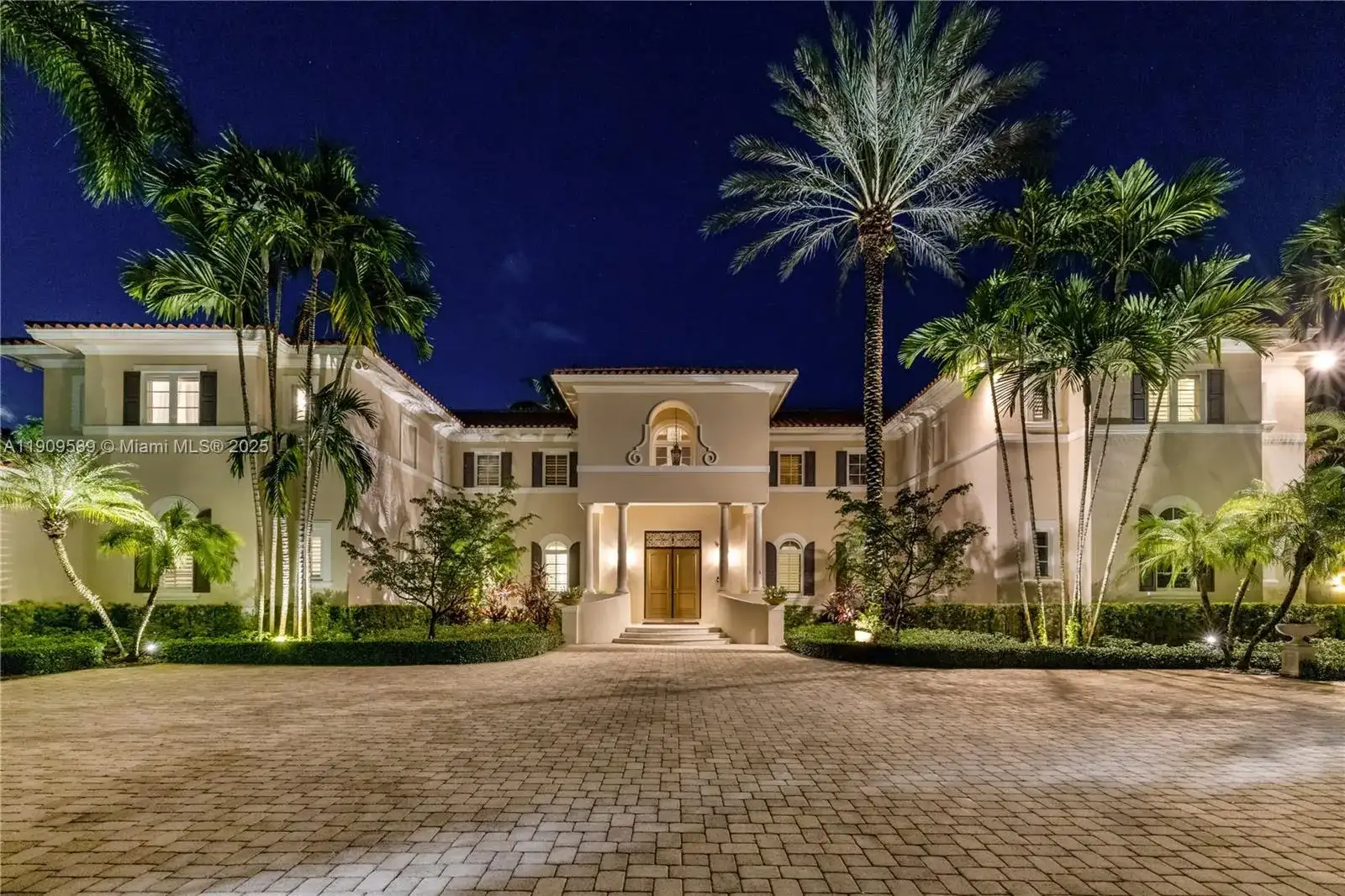 5250 Snapper Creek Rd, Coral Gables FL 33156 photo 2