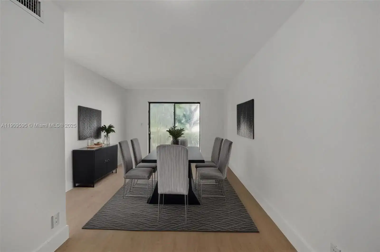 4198 Lakeside Dr # 4198, Tamarac FL 33319 photo 2