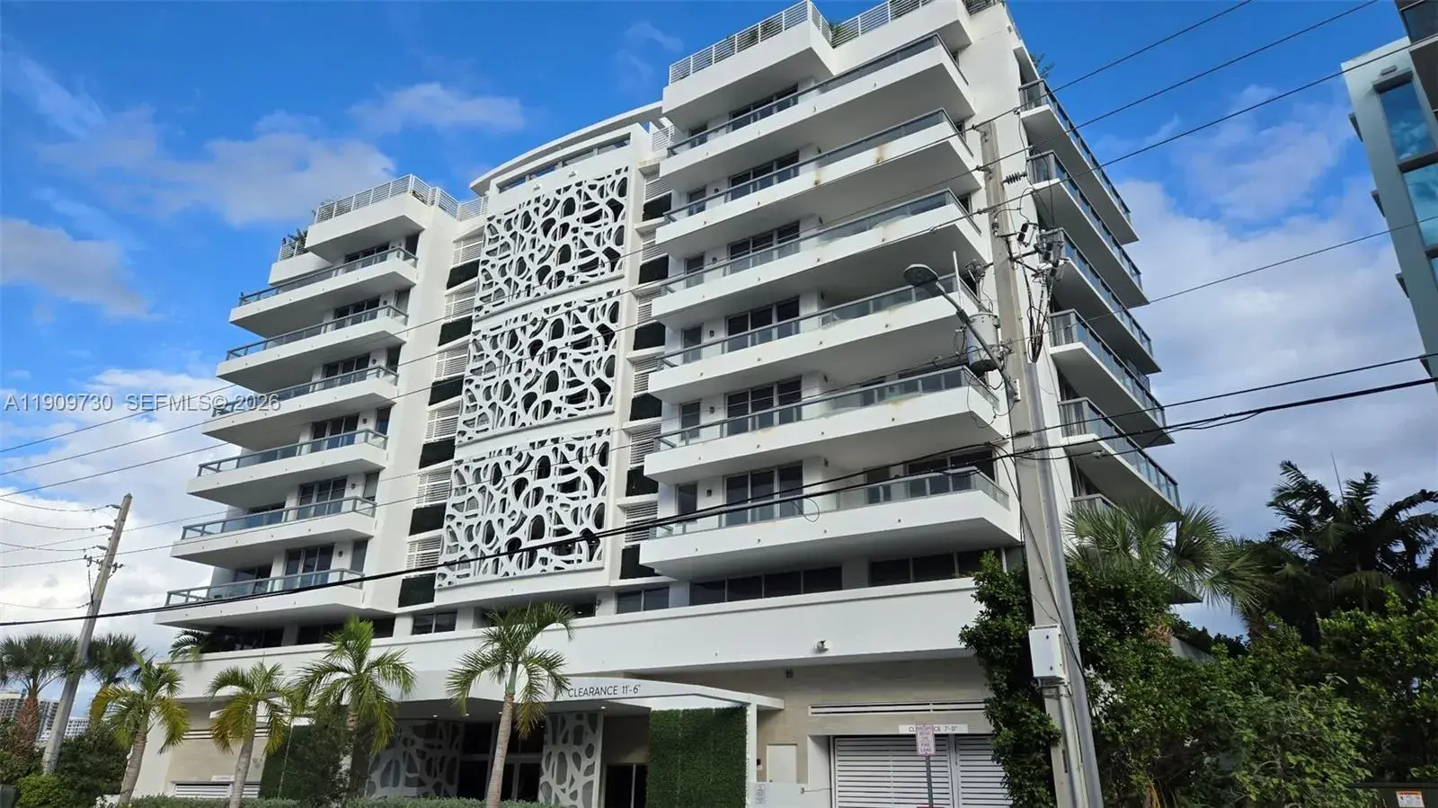 9261 E Bay Harbor Dr # 402, Bay Harbor Islands FL 33154