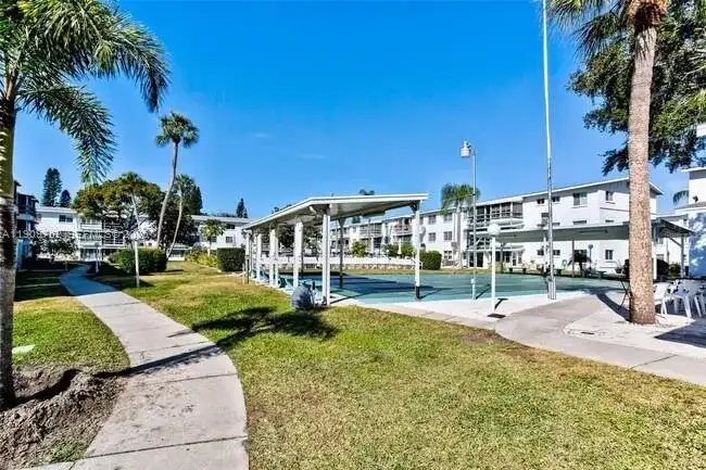 1832 Sunny Drive # 32, Bradenton FL 34207 photo 2