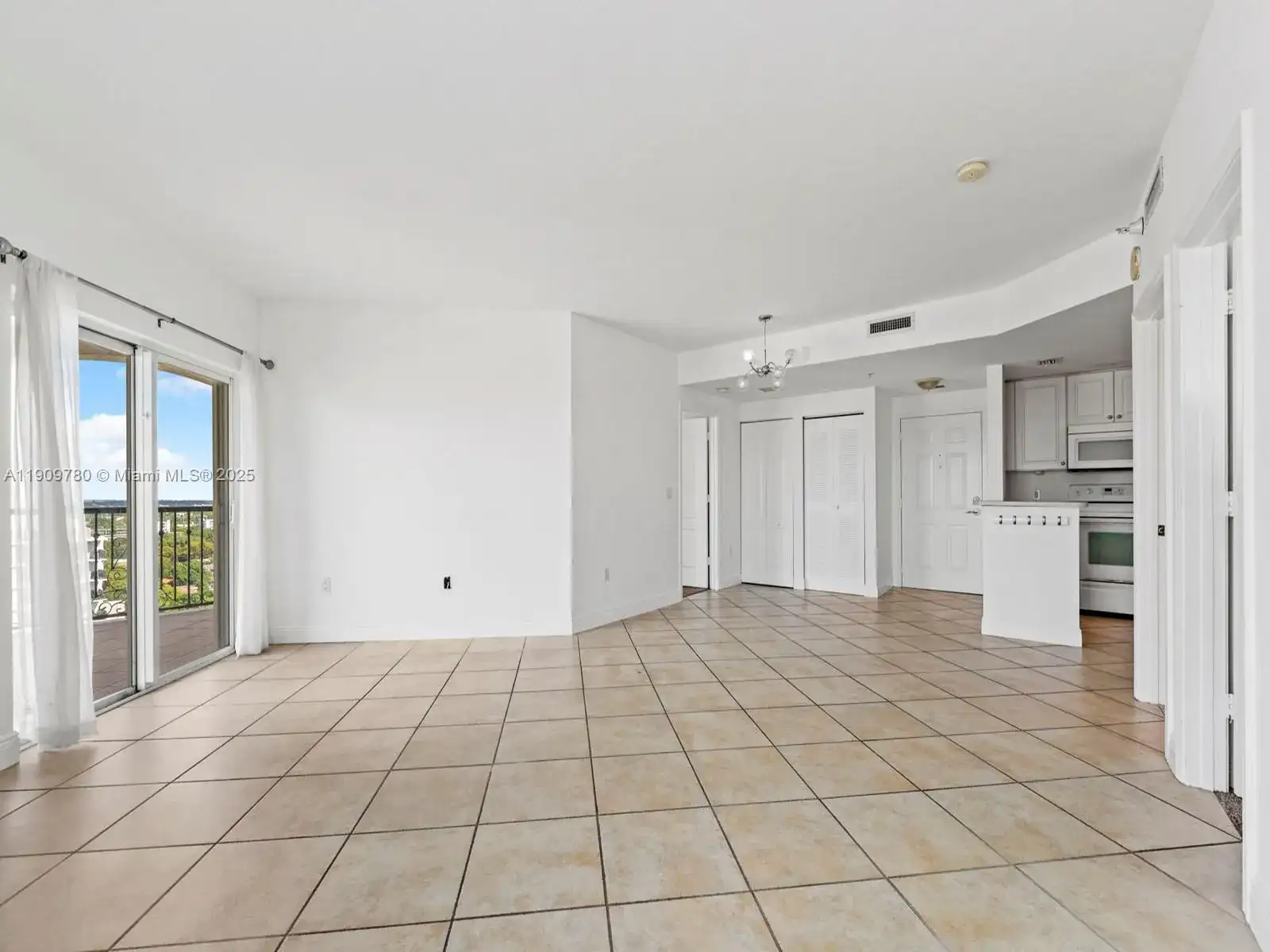 1627 SW 37th Ave # 1103, Miami FL 33145 photo 5