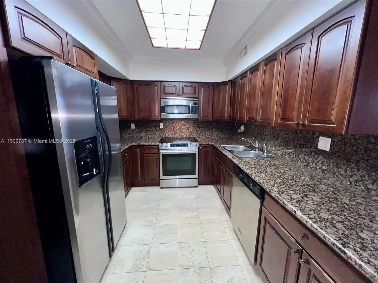 3600 Mystic Pointe Dr # 310, Aventura FL 33180