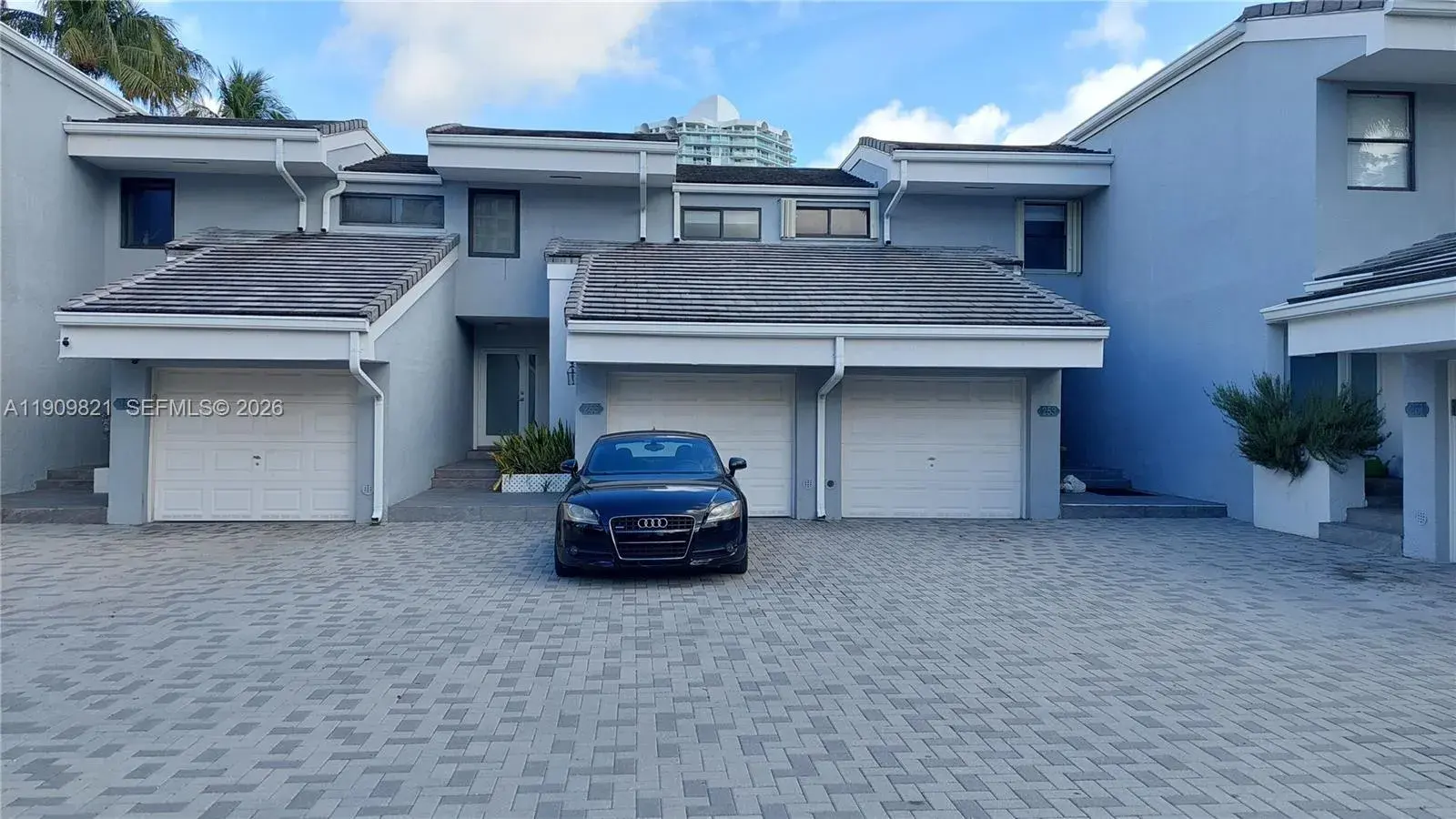 255 Poinciana Dr # 605, Sunny Isles Beach FL 33160
