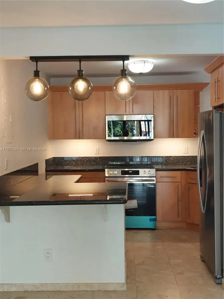 255 Poinciana Dr # 605, Sunny Isles Beach FL 33160 photo 4