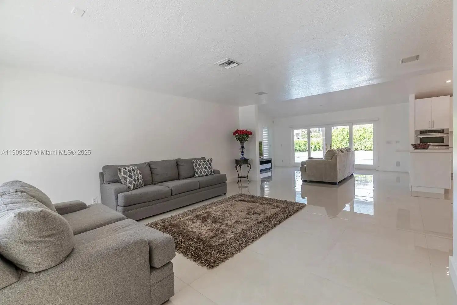 8425 SW 185th St, Cutler Bay FL 33157 photo 5