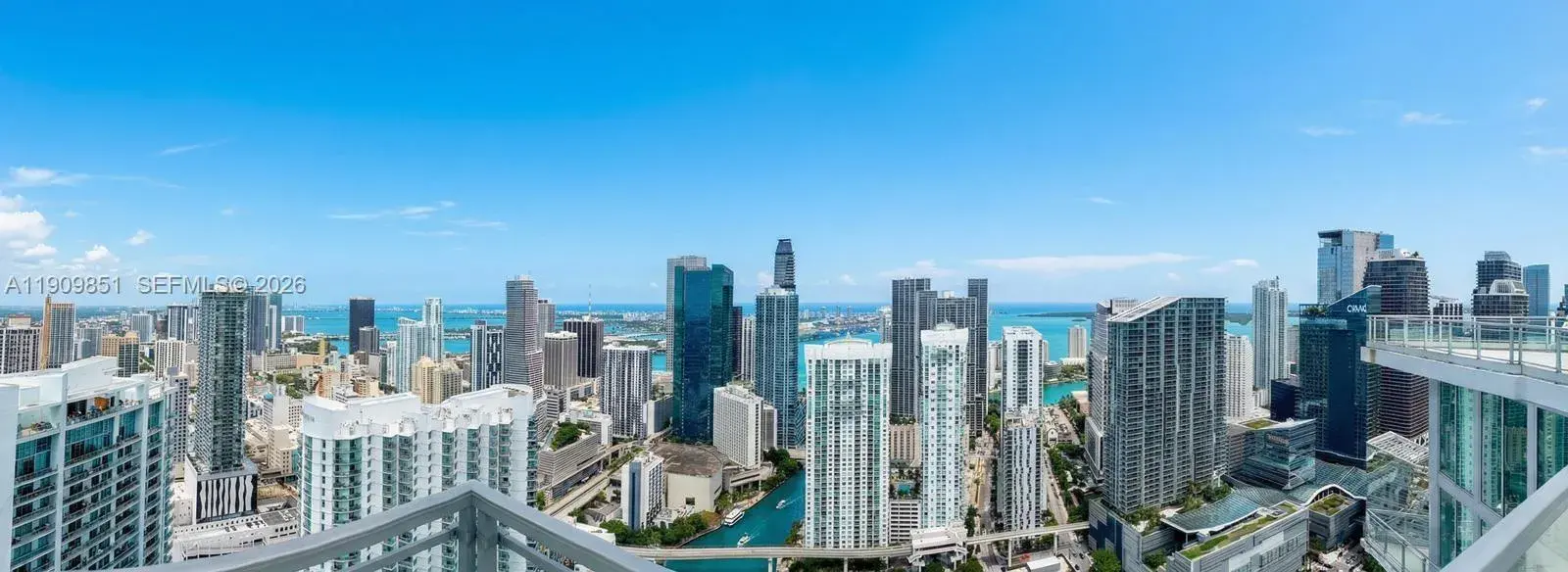 92 SW 3rd St, Miami FL 33130 photo 3