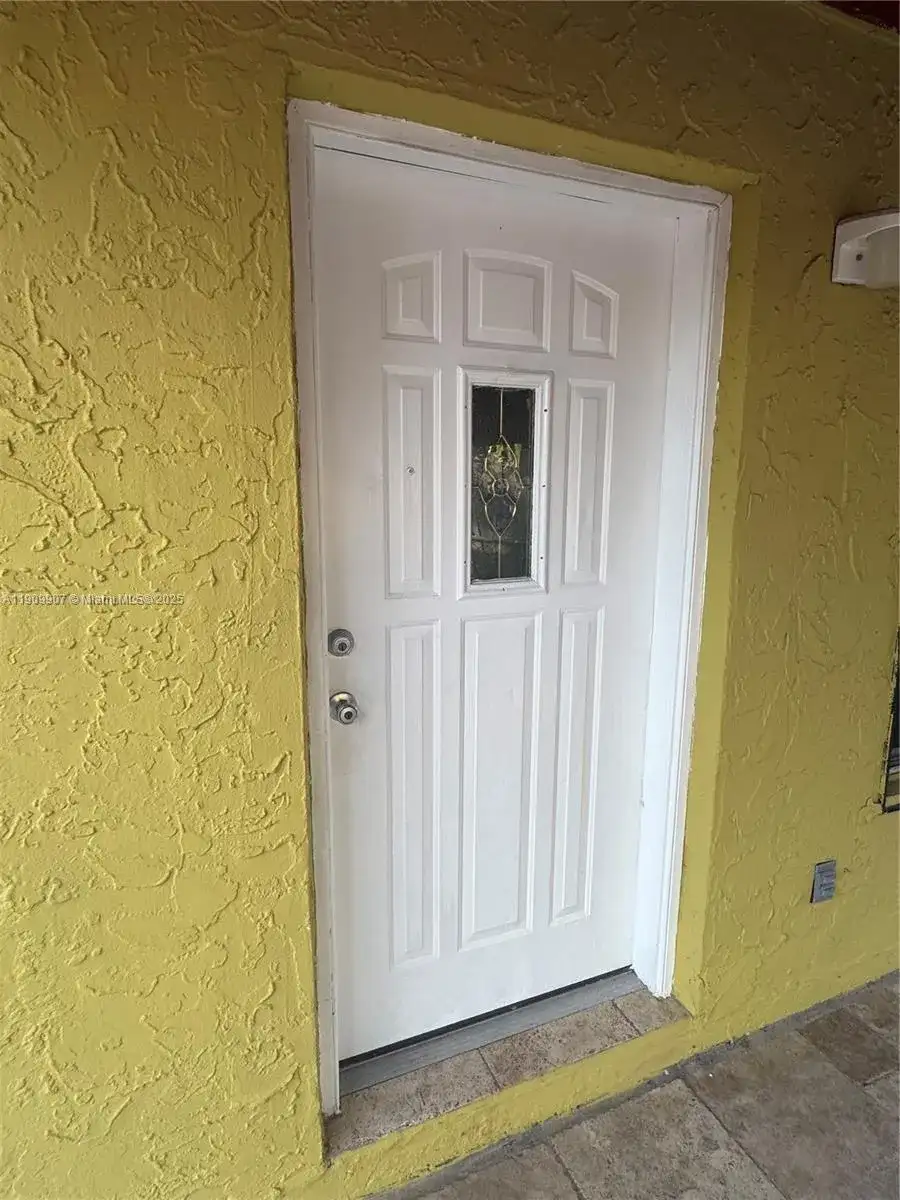 20769 NW 41st Ave Rd, Miami Gardens FL 33055 photo 3