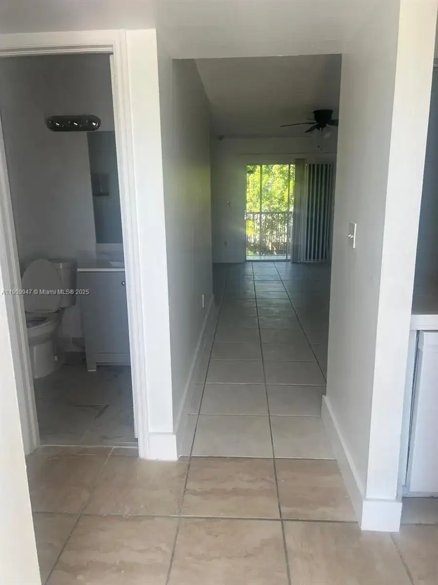438 NE 210th Cir Ter # 4B, Miami FL 33179 photo 3