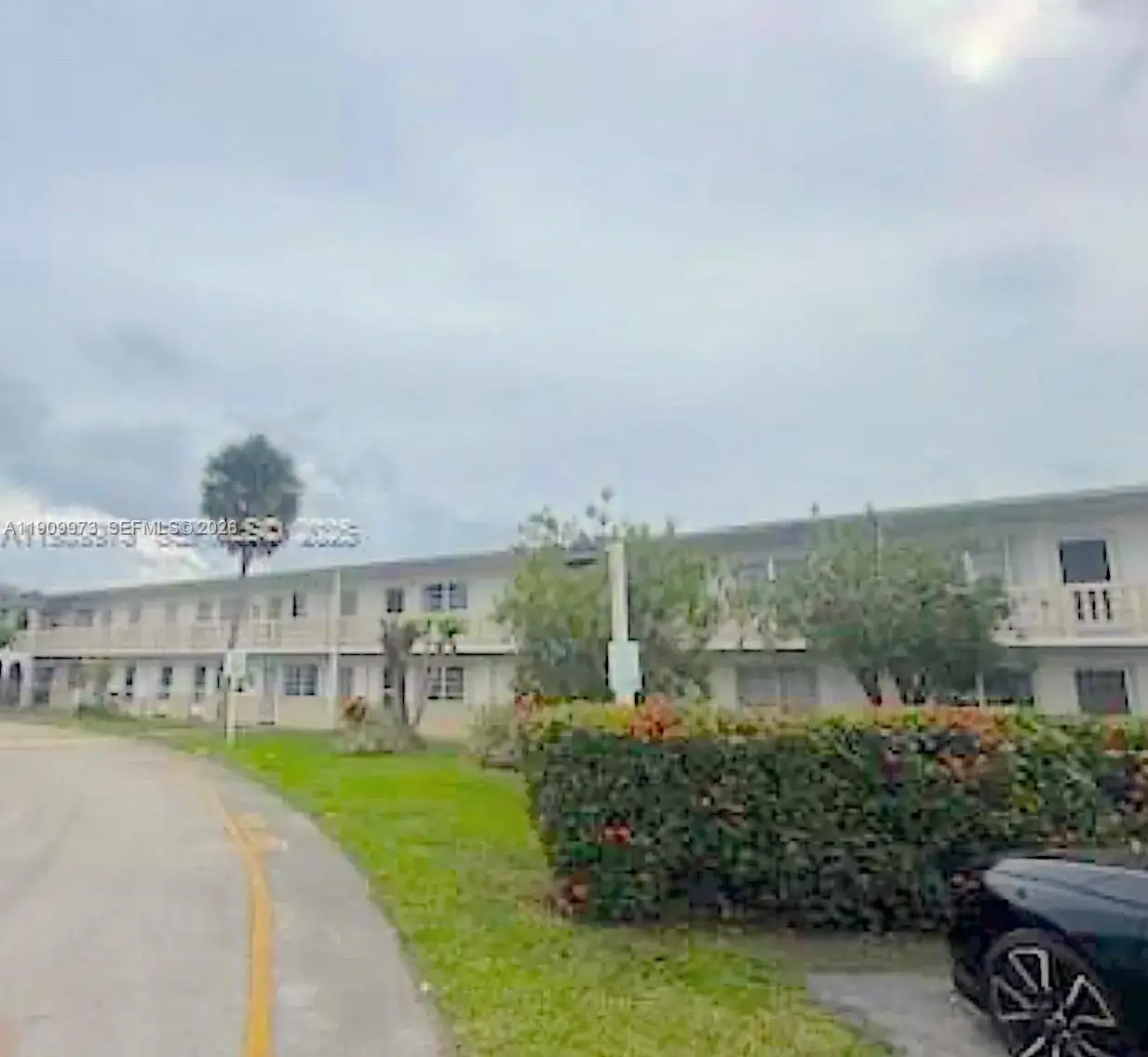 20120 NE 2nd Ave # W27, Miami Gardens FL 33179 photo 4