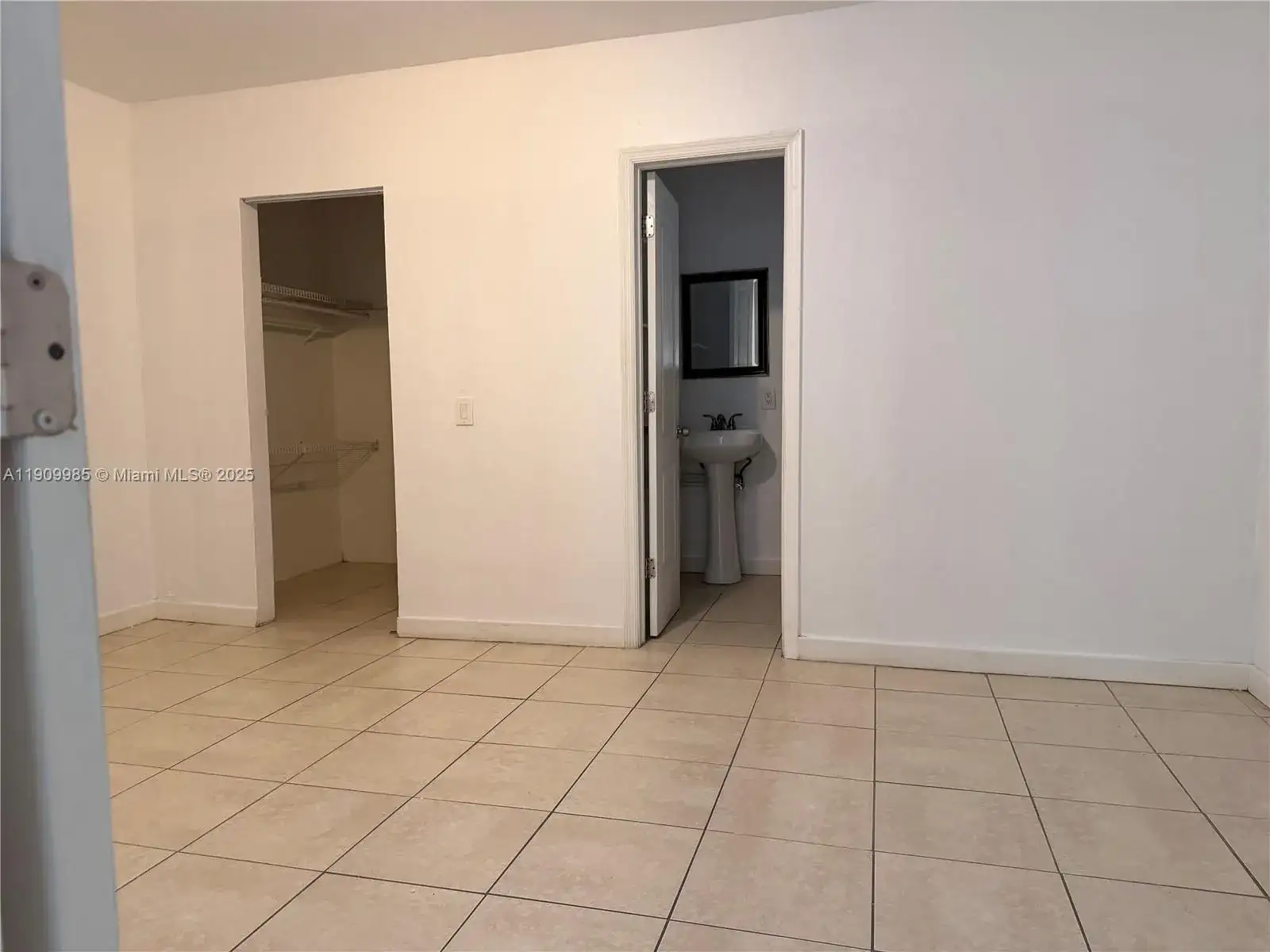2412 NW 34th St # 3, Miami FL 33142 photo 5