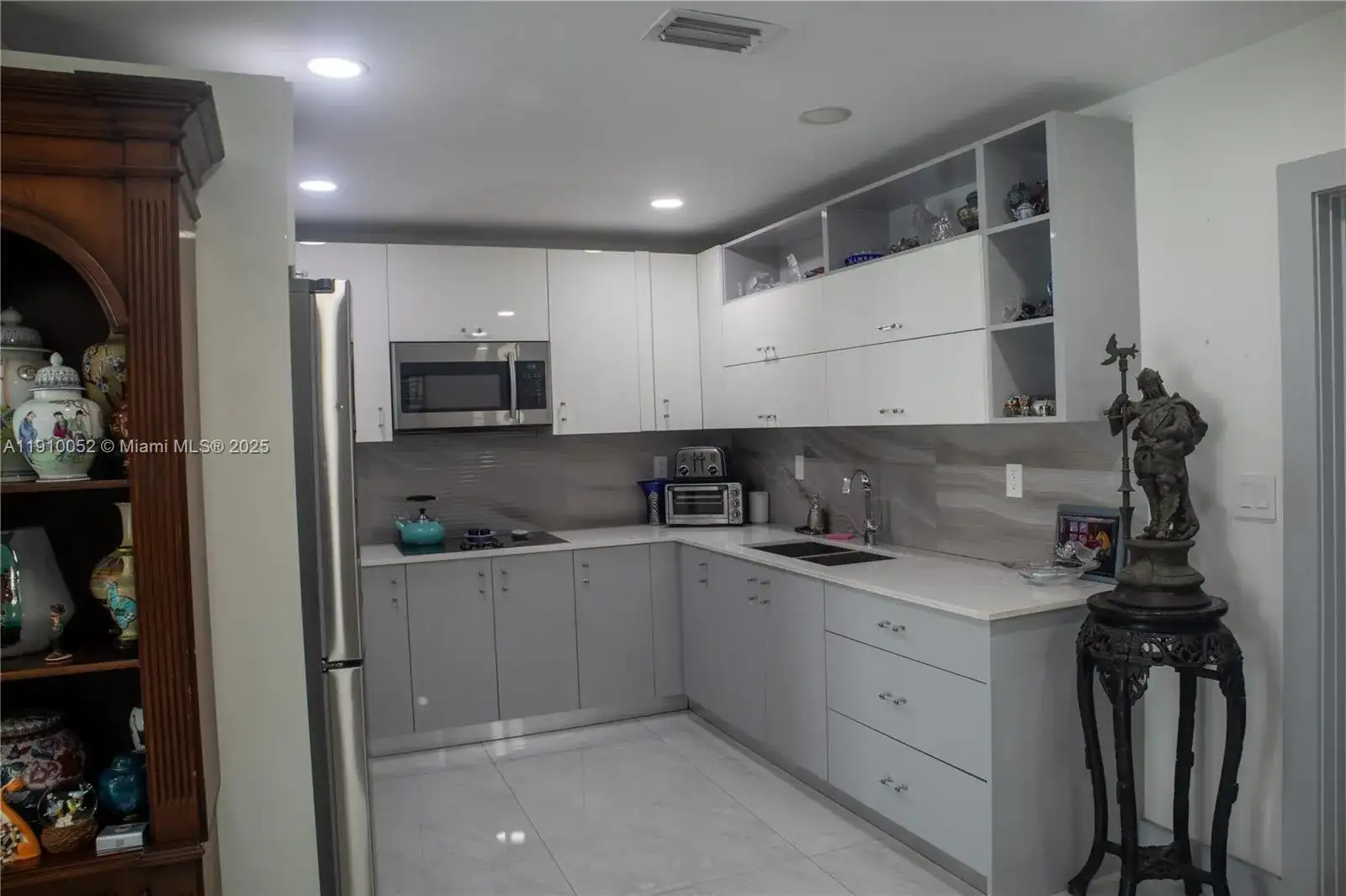 3541 SW 105th Ct, Miami FL 33165 photo 5
