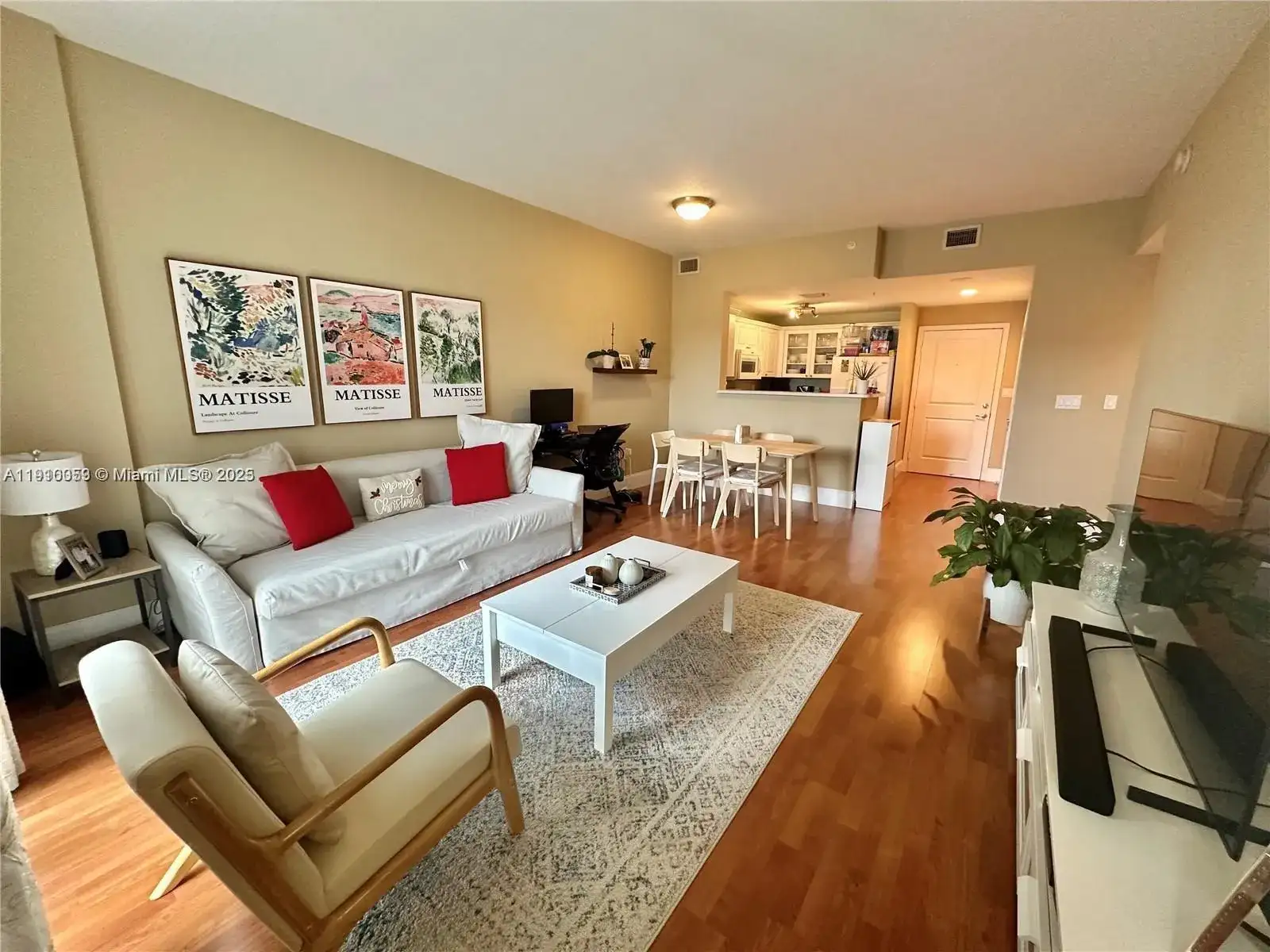 10 Aragon Ave # 818, Coral Gables FL 33134 photo 2