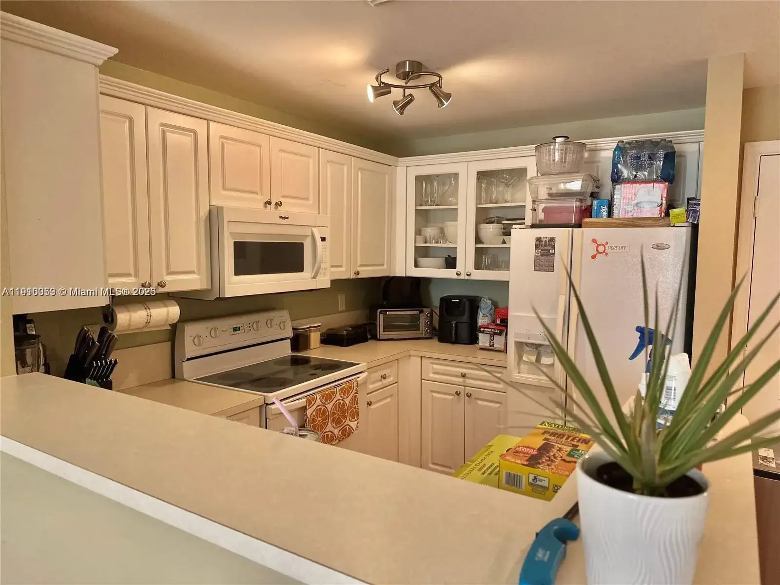10 Aragon Ave # 818, Coral Gables FL 33134 photo 3