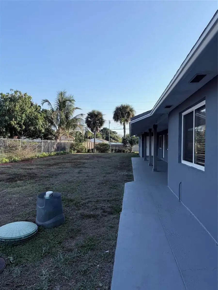 4658 Myla Ln # 4658, West Palm Beach FL 33417 photo 5