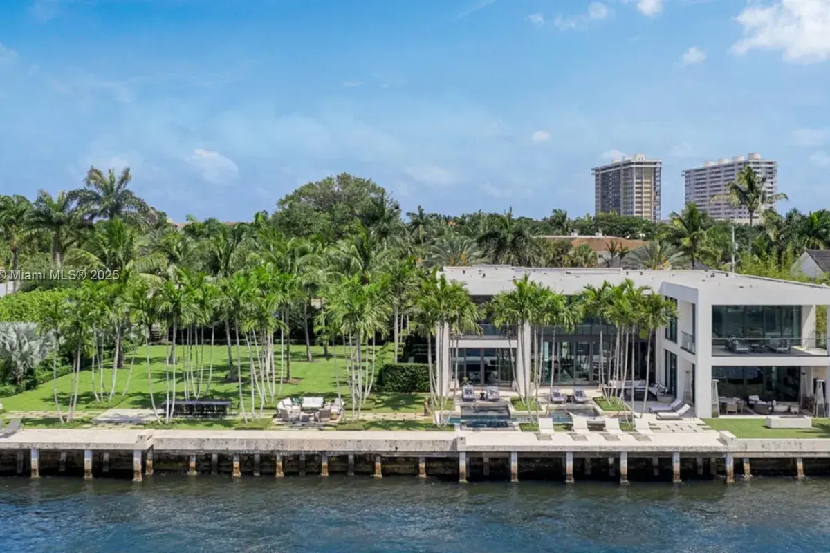 1175 Spanish River Rd, Boca Raton FL 33432