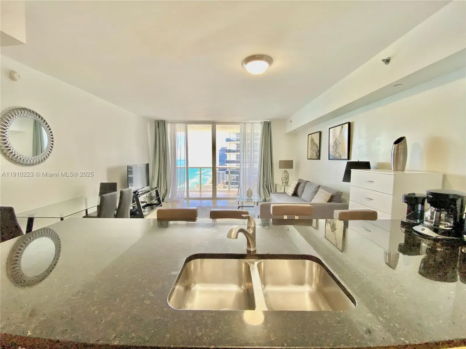 1830 S Ocean Dr # 3605, Hallandale Beach FL 33009