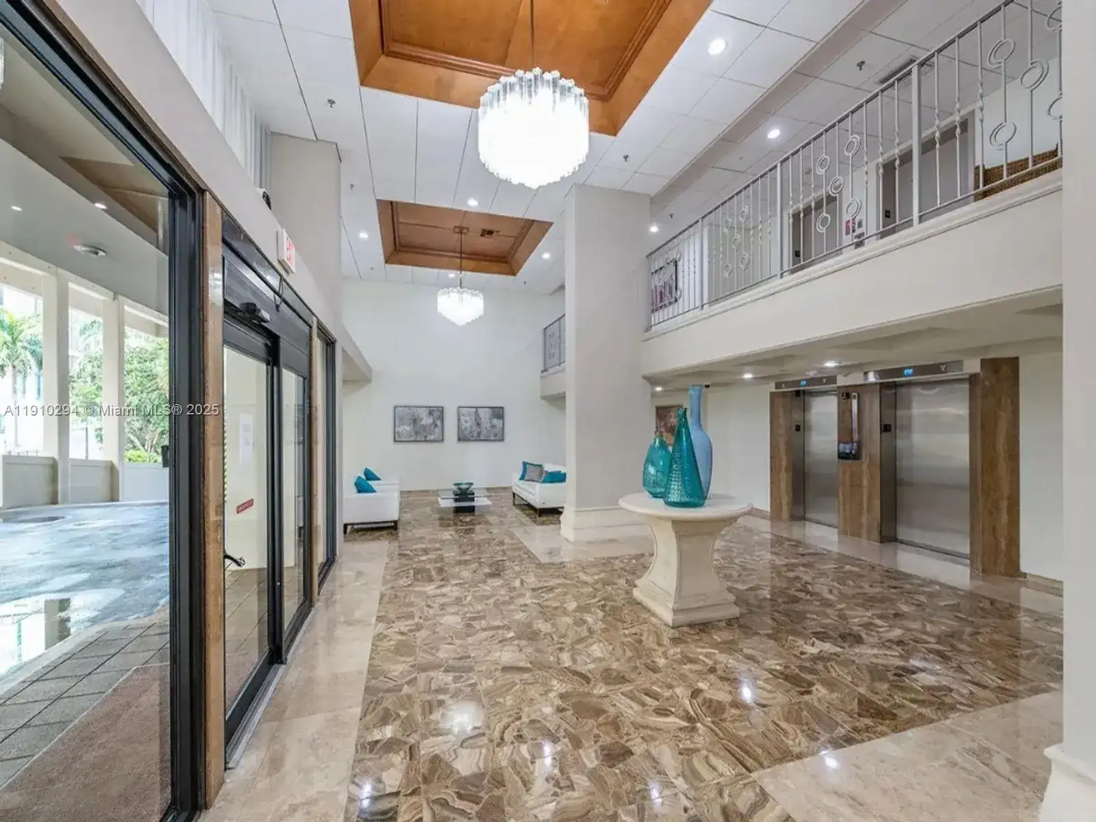 6061 Collins Ave # 11A, Miami Beach FL 33140 photo 4
