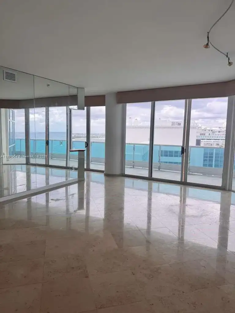 5025 Collins Ave # 1602, Miami Beach FL 33140 photo 2