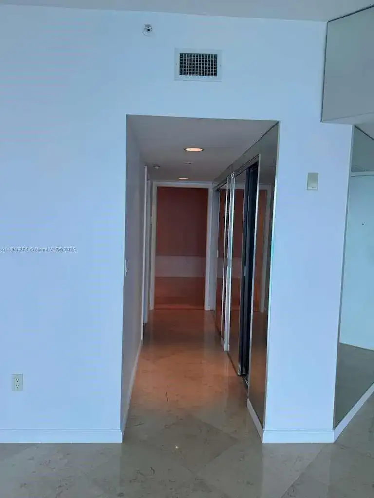 5025 Collins Ave # 1602, Miami Beach FL 33140 photo 4