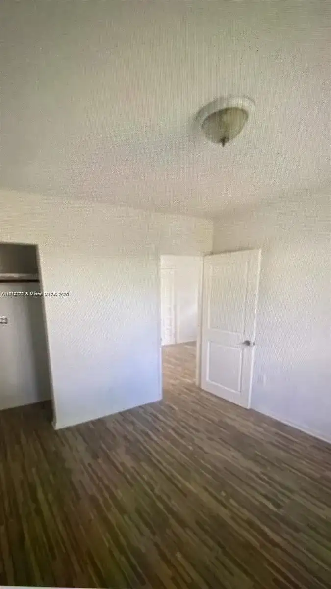 7637 NW 3rd Ave, Miami FL 33150 photo 5