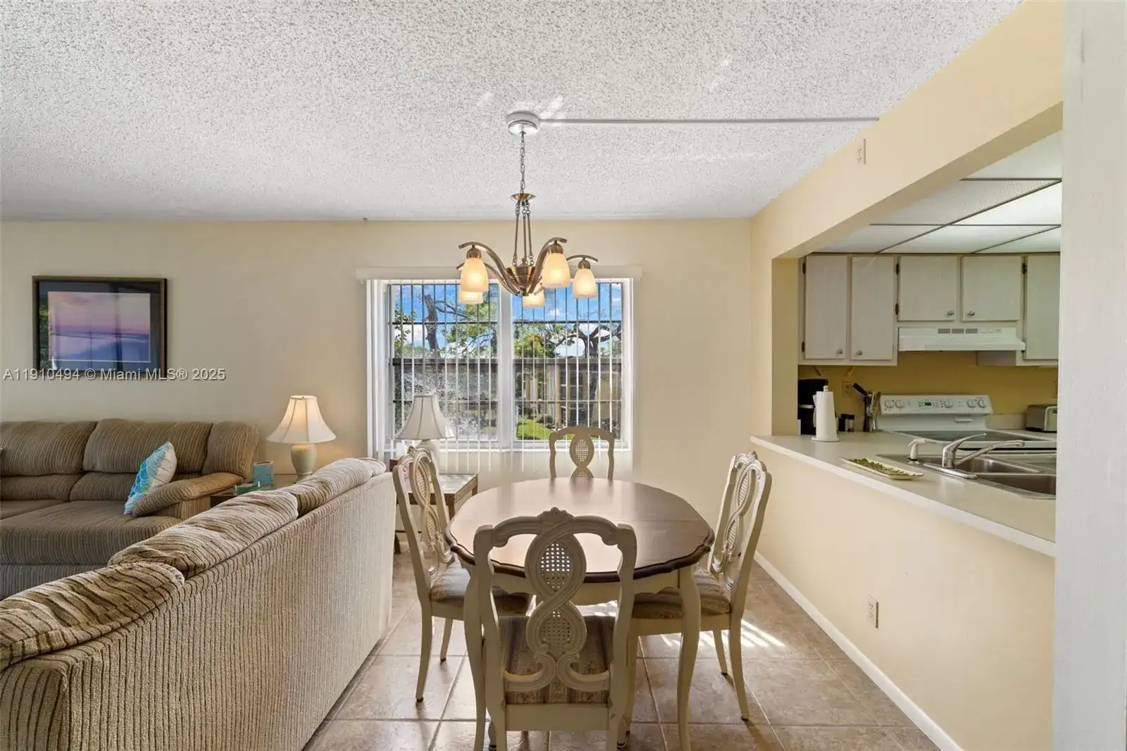 1087 Forest Lakes Drive # 309, Naples FL 34105 photo 4
