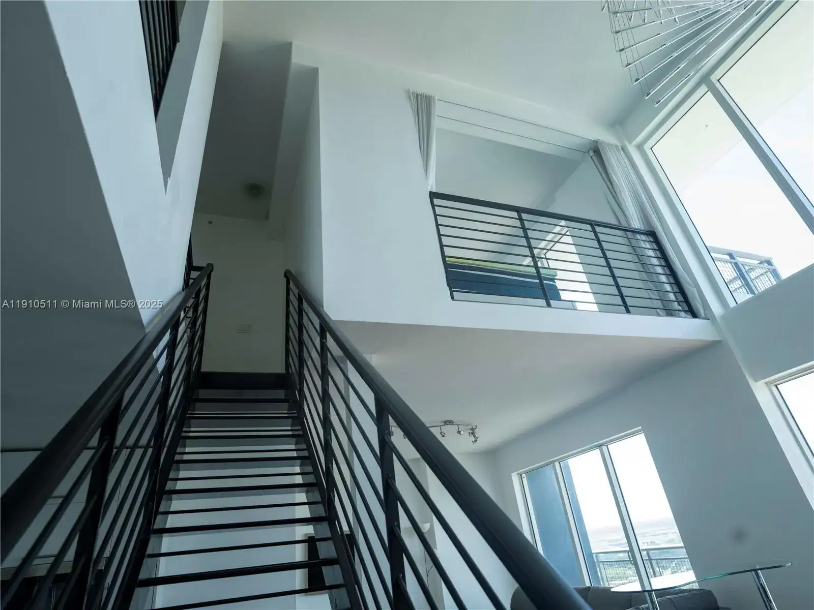 60 SW 13th St # 4805, Miami FL 33130 photo 3