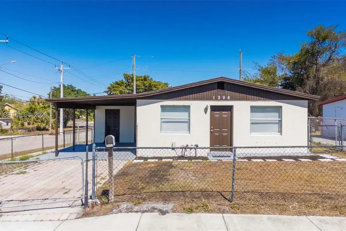 1296 W 36th St, Riviera Beach FL 33404