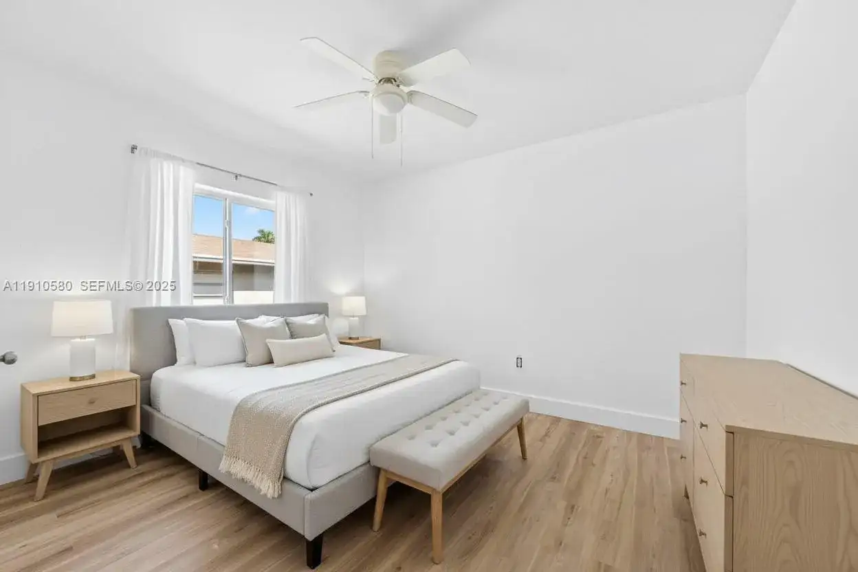 300 NW 7th Ave # 1, Miami FL 33128 photo 5