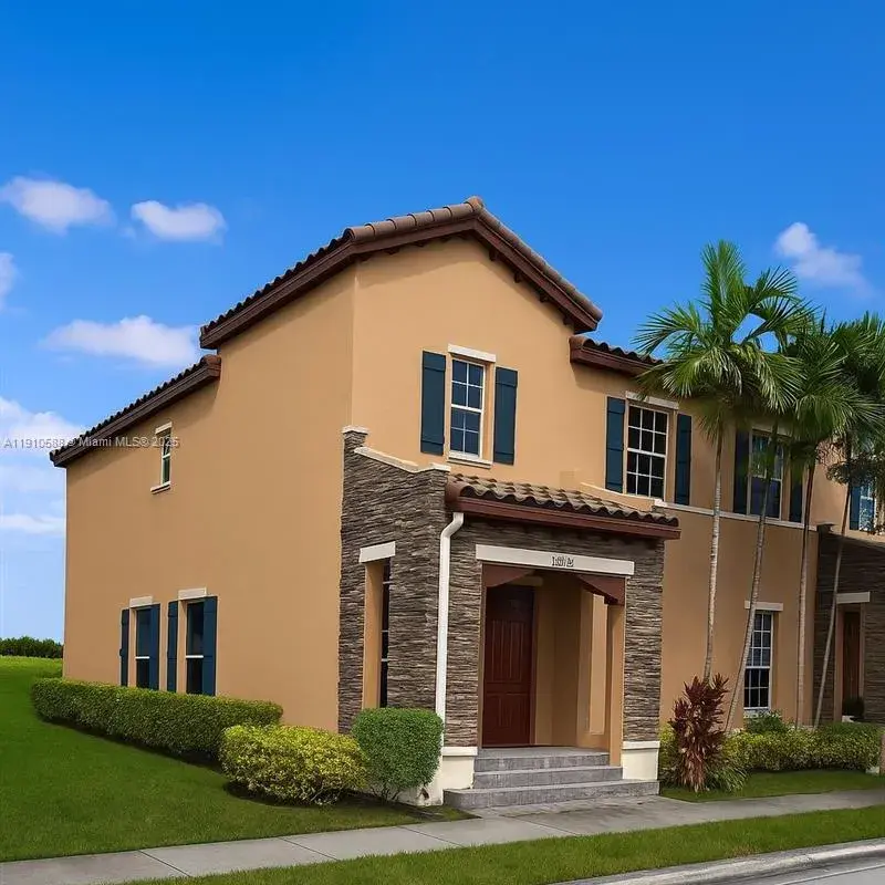 17025 SW 96th St, Miami FL 33196