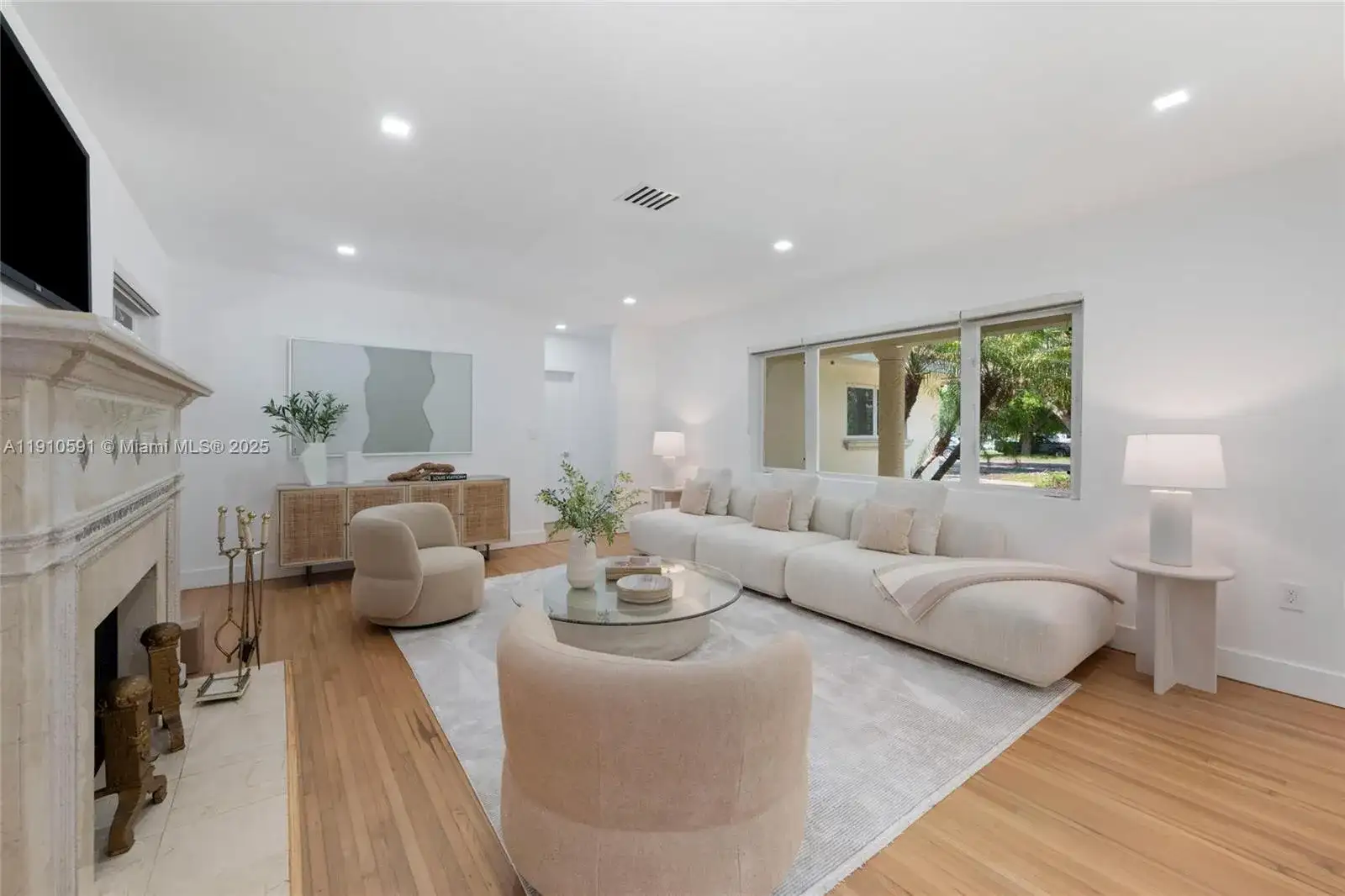 5211 Granada Blvd, Coral Gables FL 33146 photo 4
