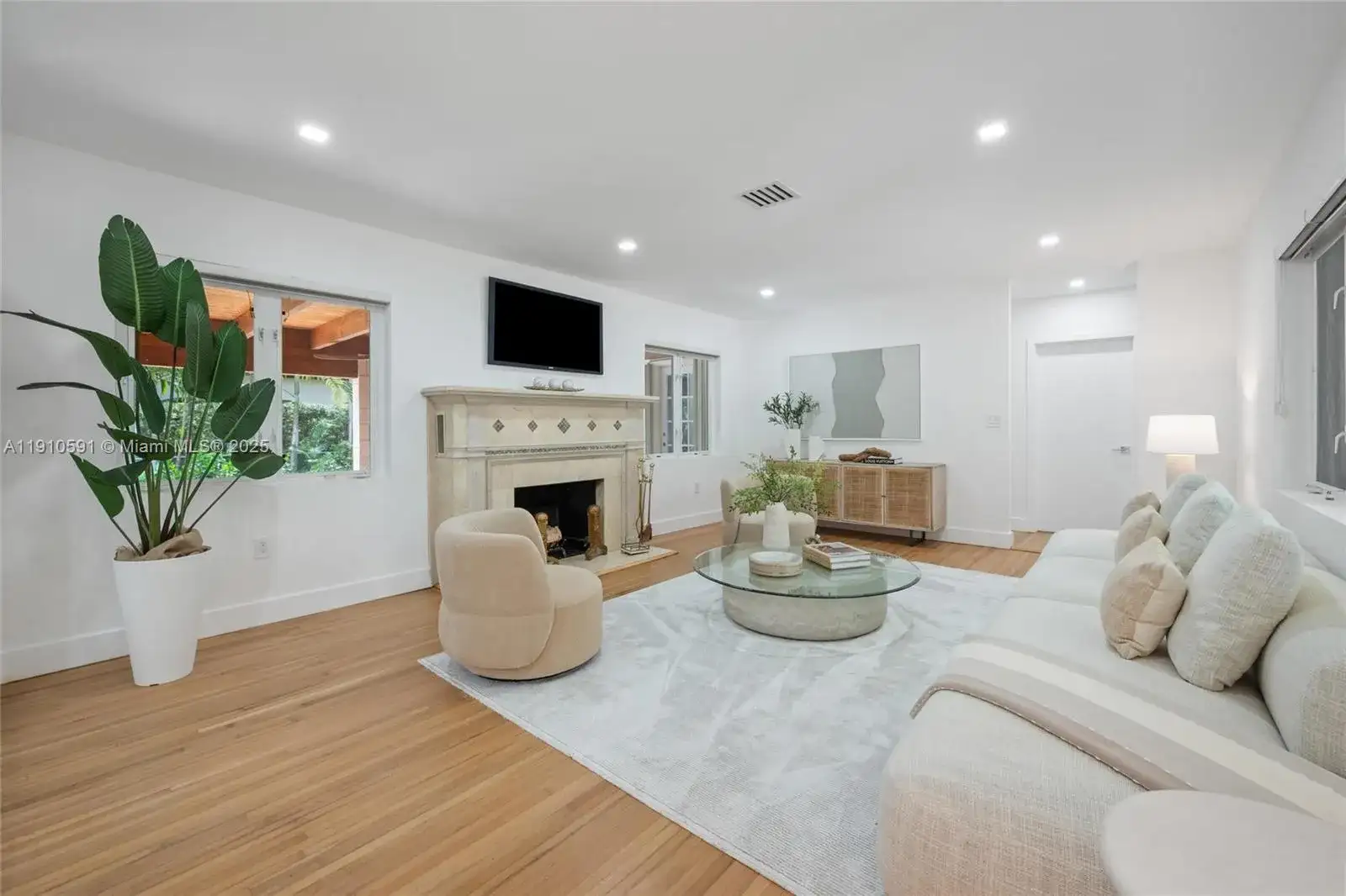 5211 Granada Blvd, Coral Gables FL 33146 photo 5