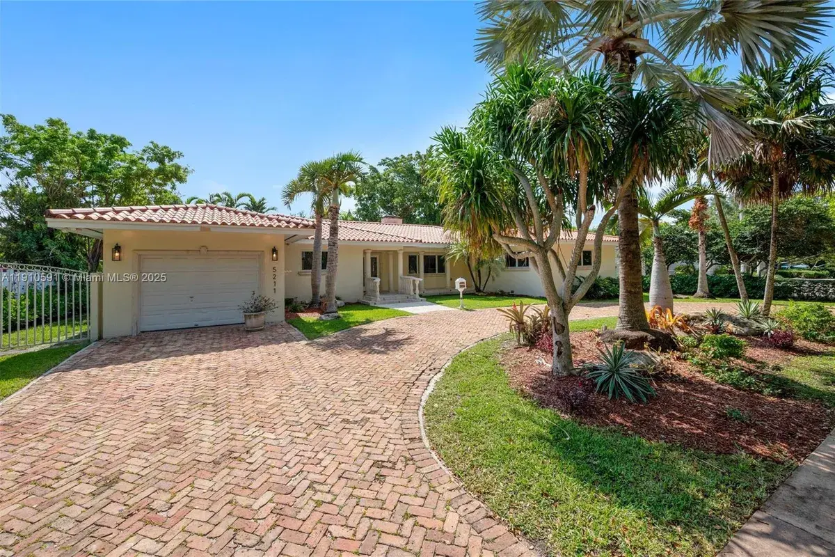 5211 Granada Blvd, Coral Gables FL 33146