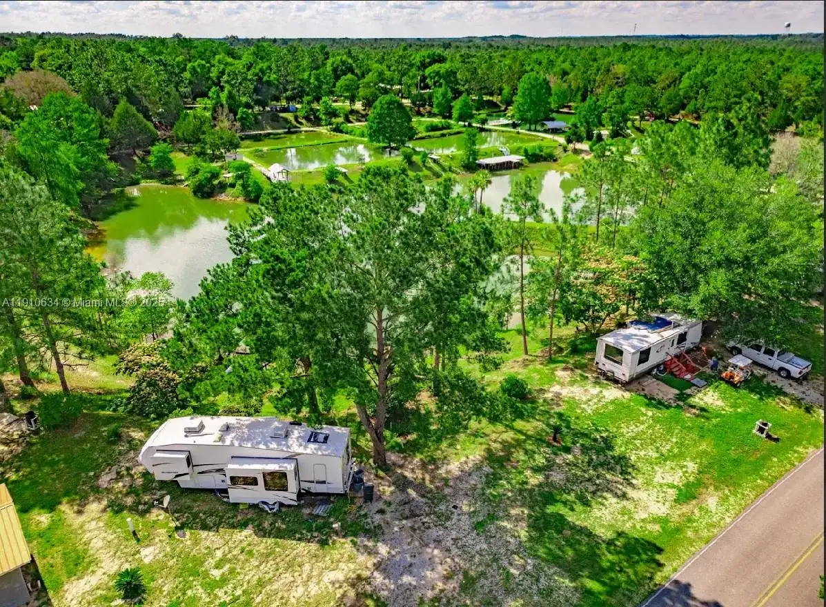 6291 Coy Burgess, Other City - In The State Of Florida FL 32433